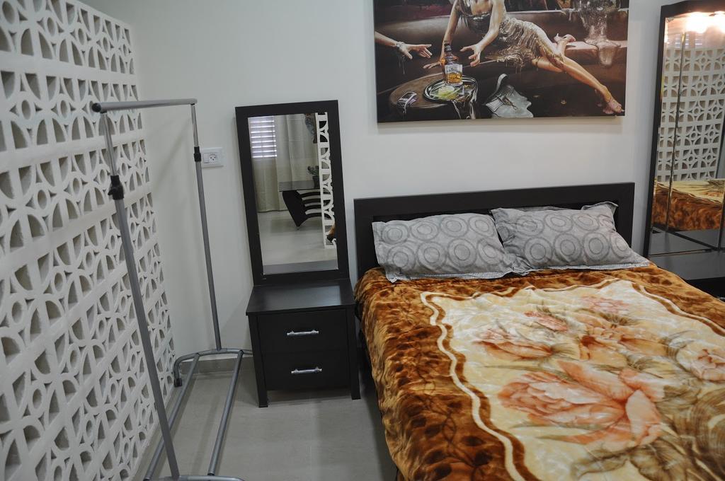Isramax Jerusalem Apartment In Bat-Yam Бат-Ям Экстерьер фото